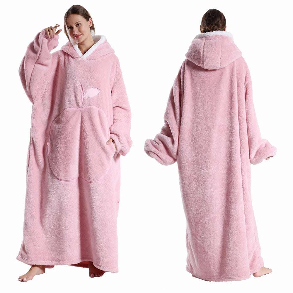 Plaid con maniche e cappuccio in flanella – Morbidezza invernale extra lunga